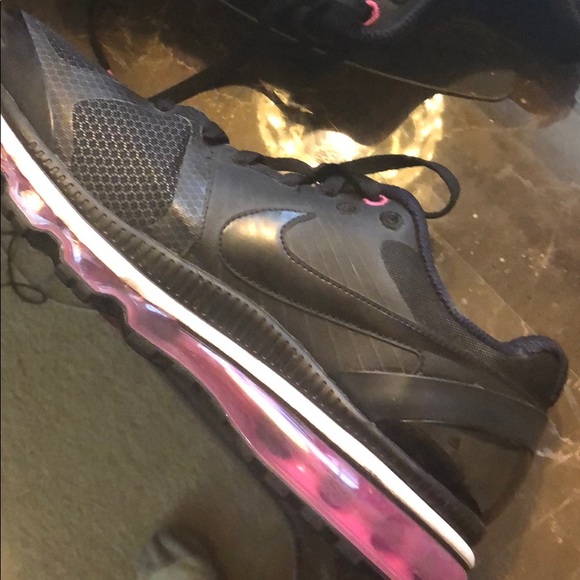 Shoes - Nike. Sneakers (running shoes)